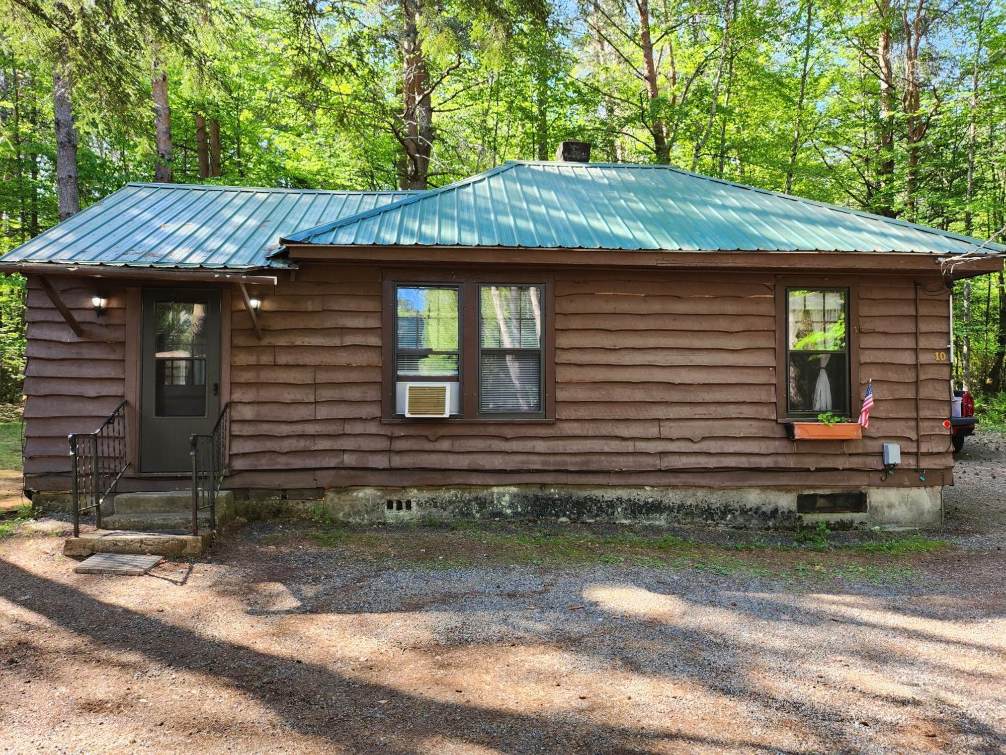 Moreno'S Adirondack Cabins Саранак-Лейк Экстерьер фото